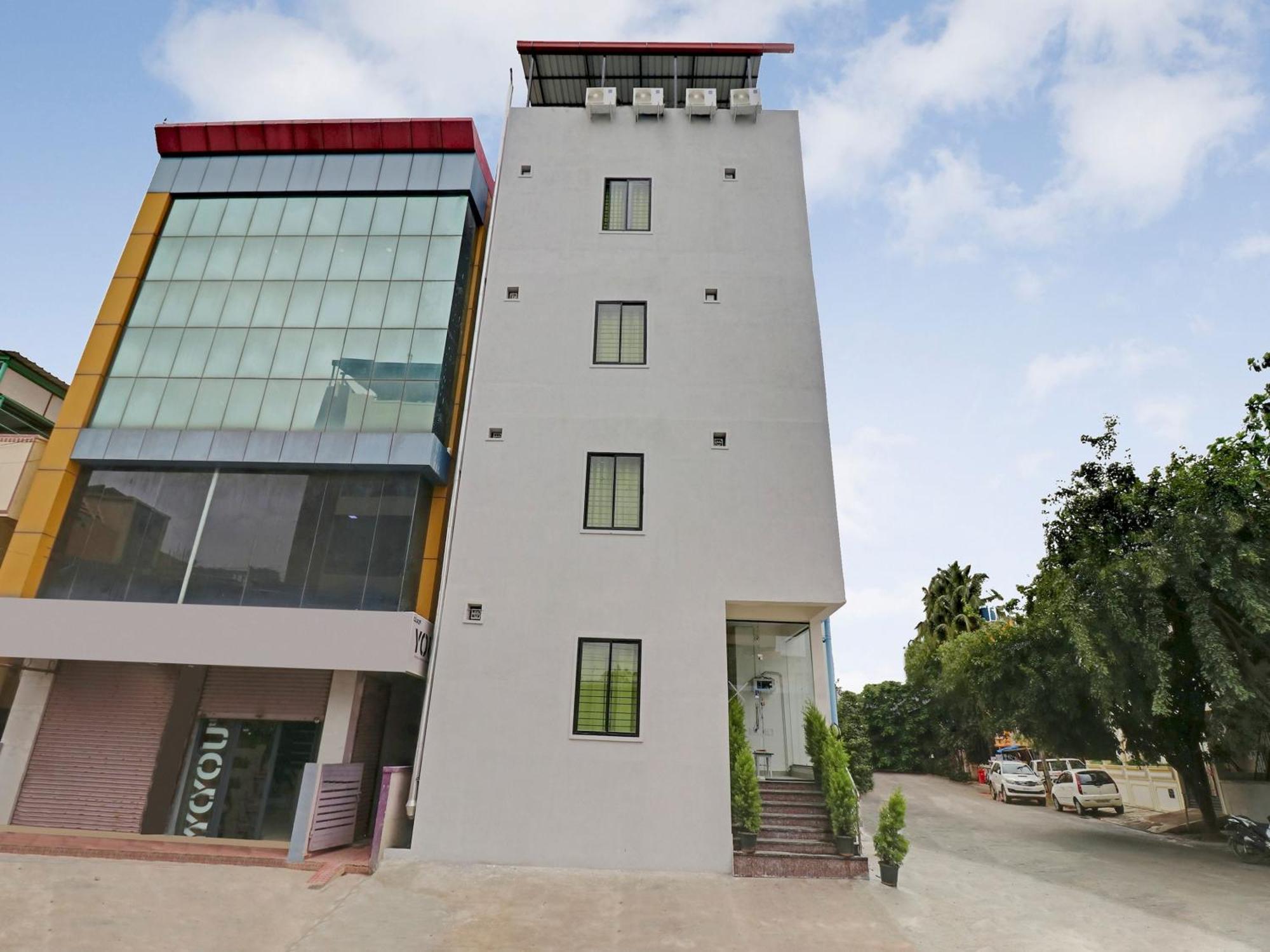 Hotel O Leva Homes Near Baiyappanahalli Metro Station Bangalore Bagian luar foto