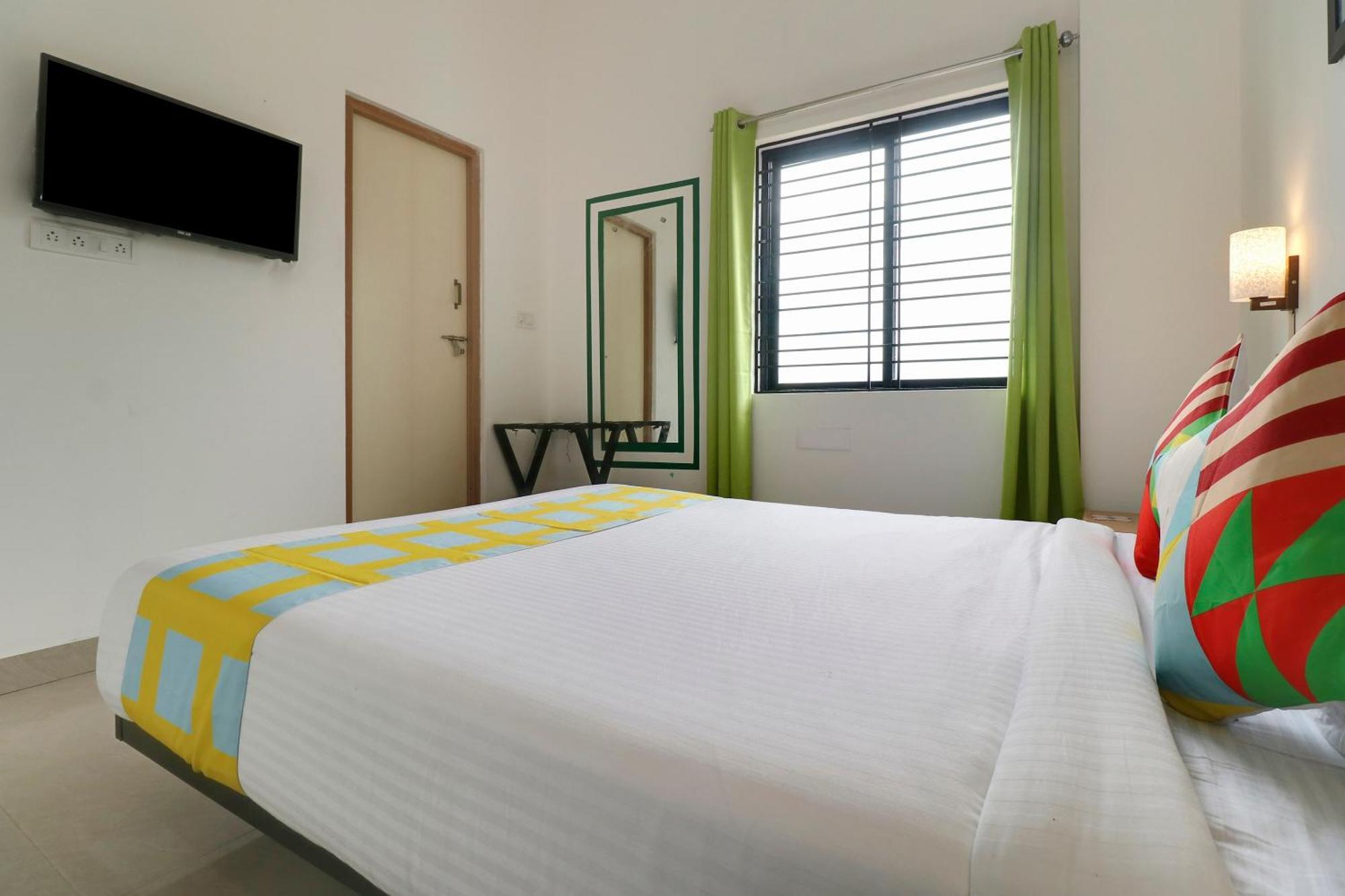 Hotel O Leva Homes Near Baiyappanahalli Metro Station Bangalore Bagian luar foto
