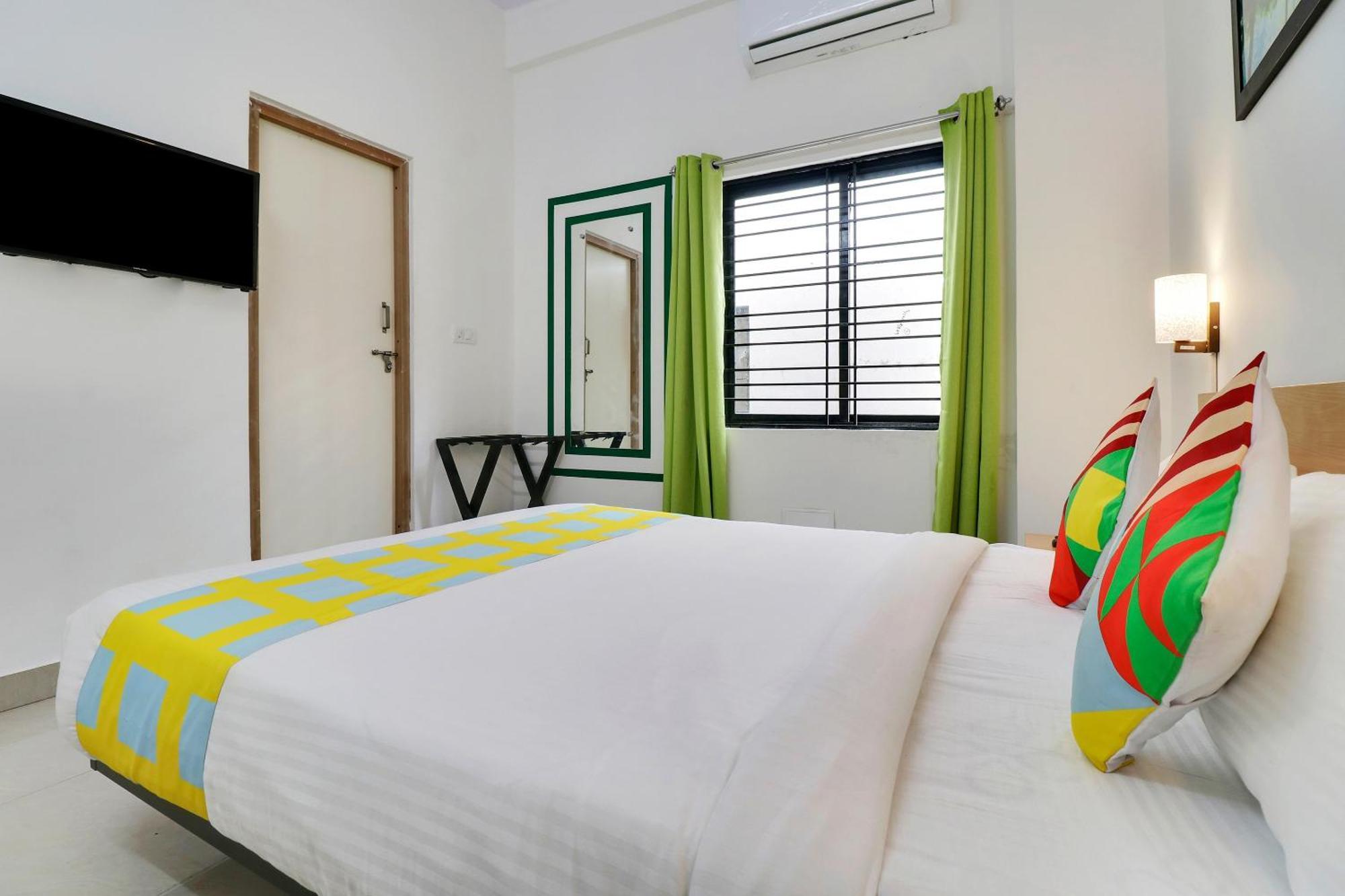 Hotel O Leva Homes Near Baiyappanahalli Metro Station Bangalore Bagian luar foto