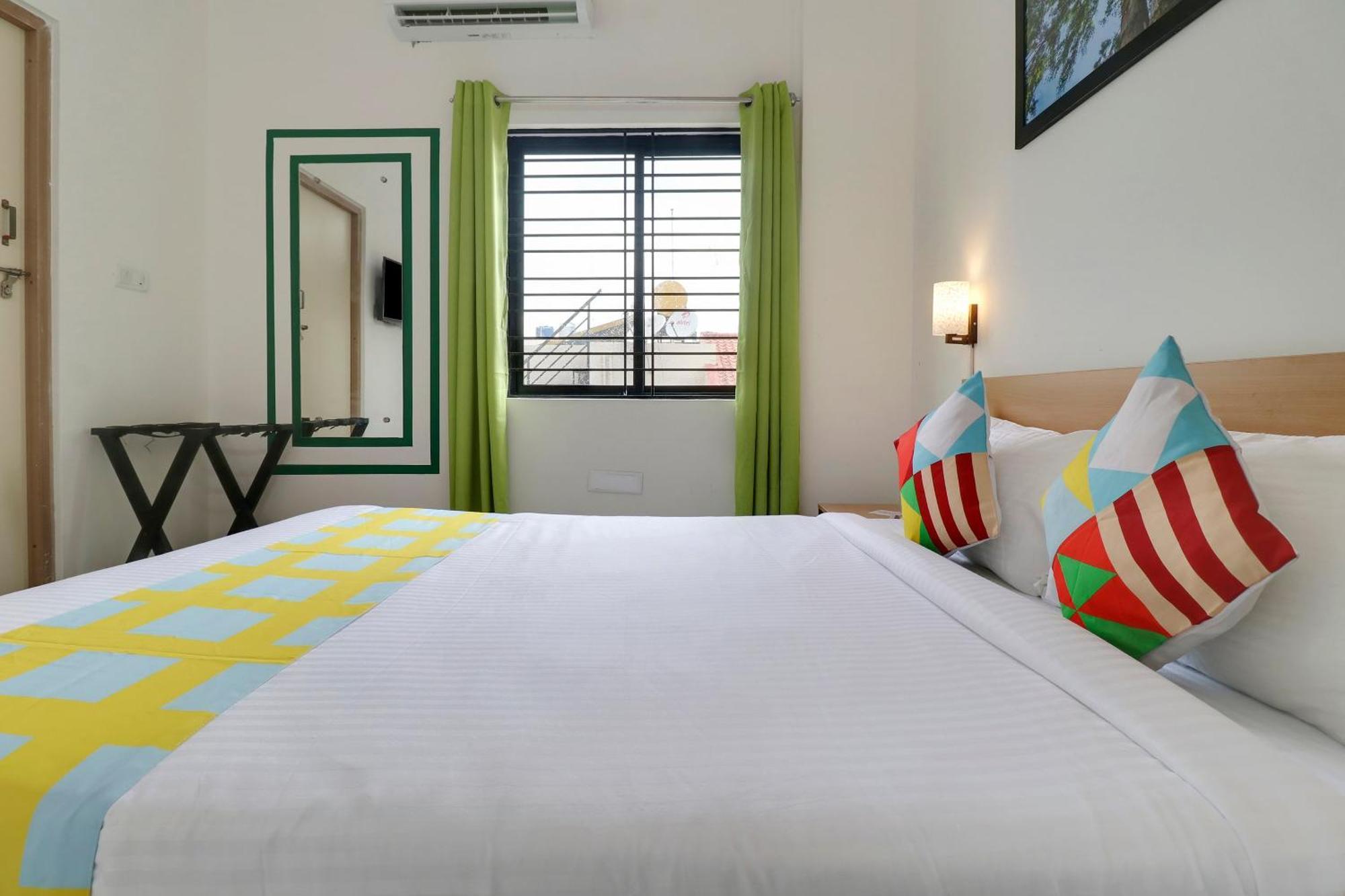 Hotel O Leva Homes Near Baiyappanahalli Metro Station Bangalore Bagian luar foto